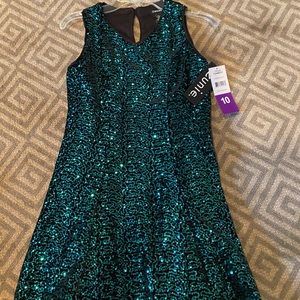 Zunie Emerald Green Sequin Dress